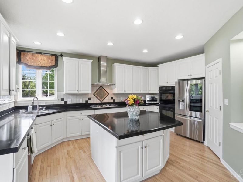 7554 Burton Drive, Liberty Township, OH 45044 Photo 10