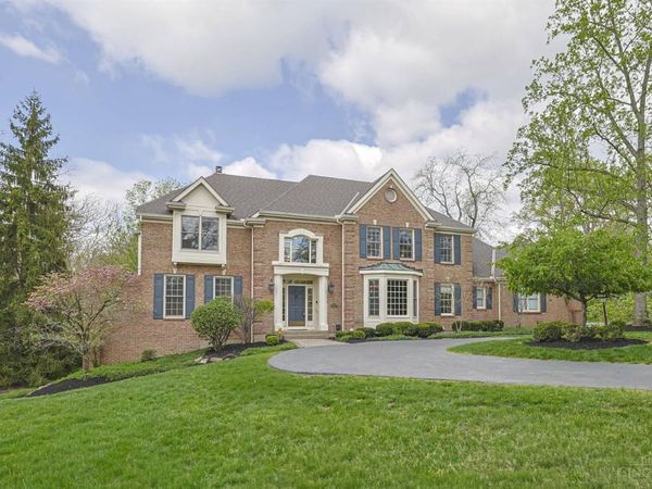 4725 Miami Road, Indian Hill, OH 45243