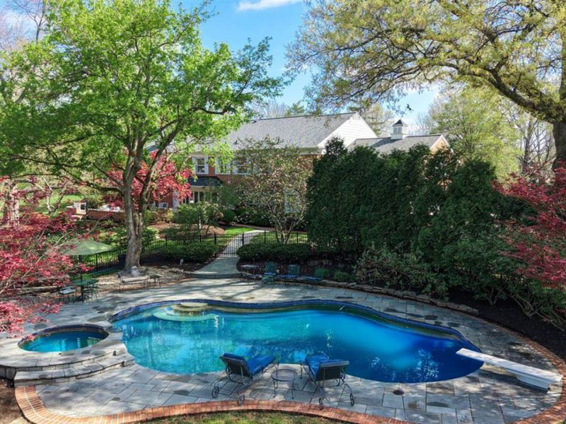 5475 Waring Drive, Indian Hill, OH 45243 Photo 2