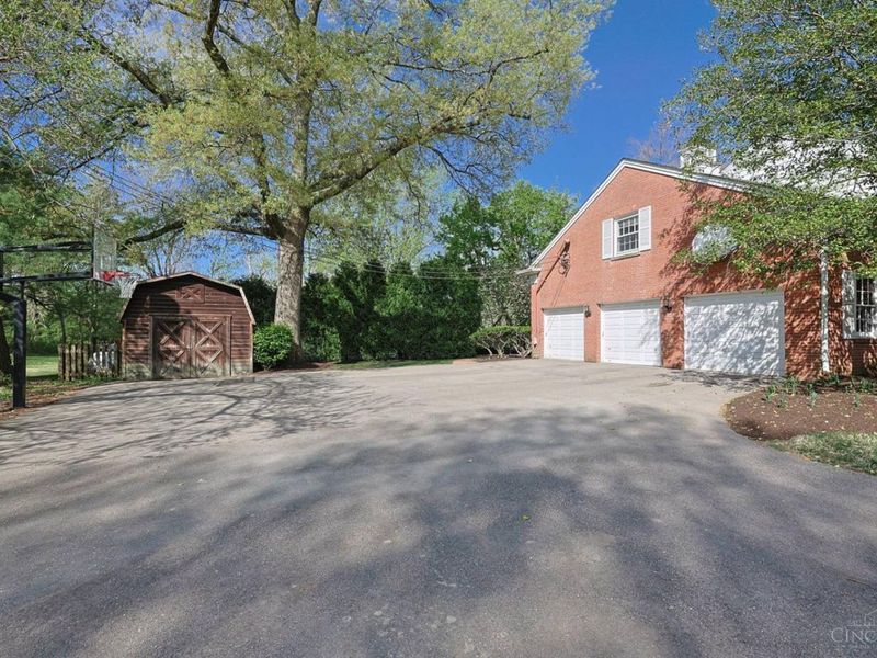 5475 Waring Drive, Indian Hill, OH 45243 Photo 60