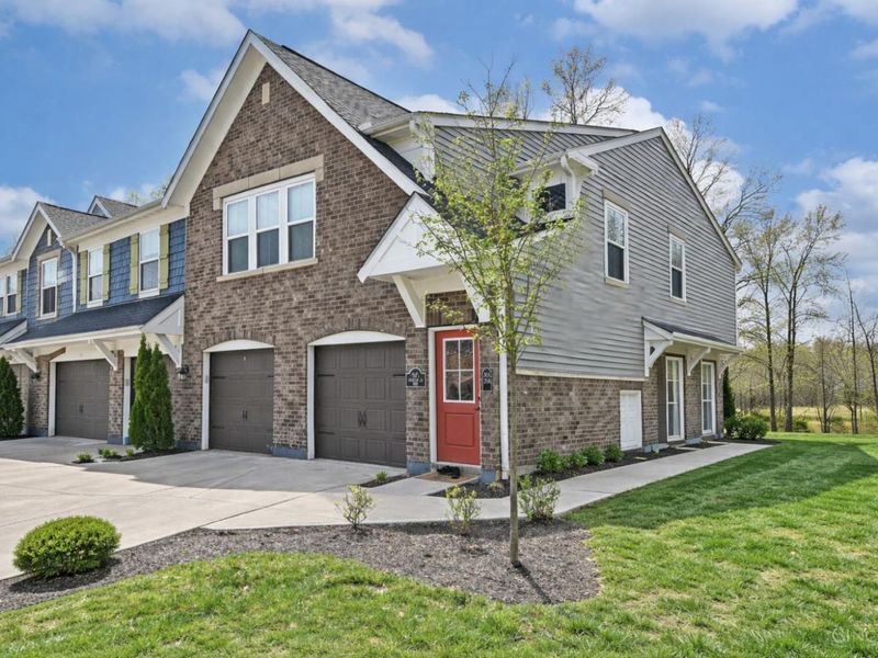 5871 Parkview Lane, Unit 304, Miami Twp, OH 45150 Photo 1