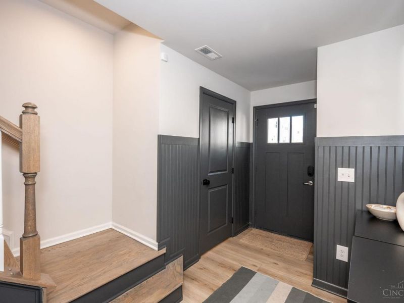 26 Wentworth Lane, Deer Park, OH 45236 Photo 2