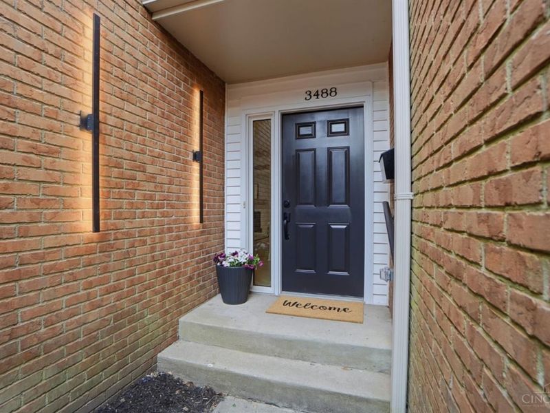 3488 Forestoak Court, Cincinnati, OH 45208 Photo 1