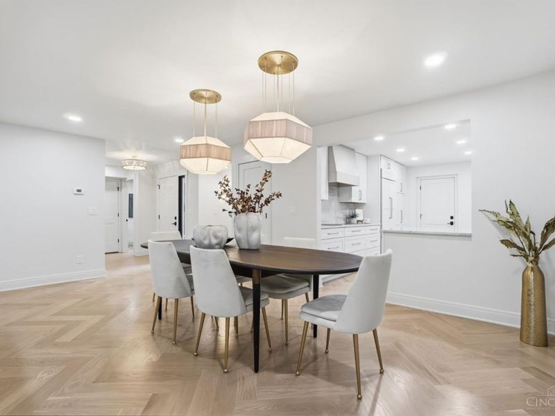 3488 Forestoak Court, Cincinnati, OH 45208 Photo 6