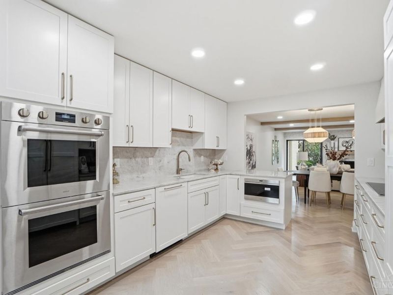 3488 Forestoak Court, Cincinnati, OH 45208 Photo 9