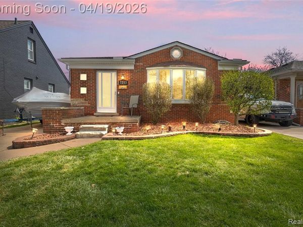 7213 Cortland Avenue, Allen Park, MI 48101