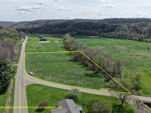 Midvale Mine Road SE, Dennison, OH 44622