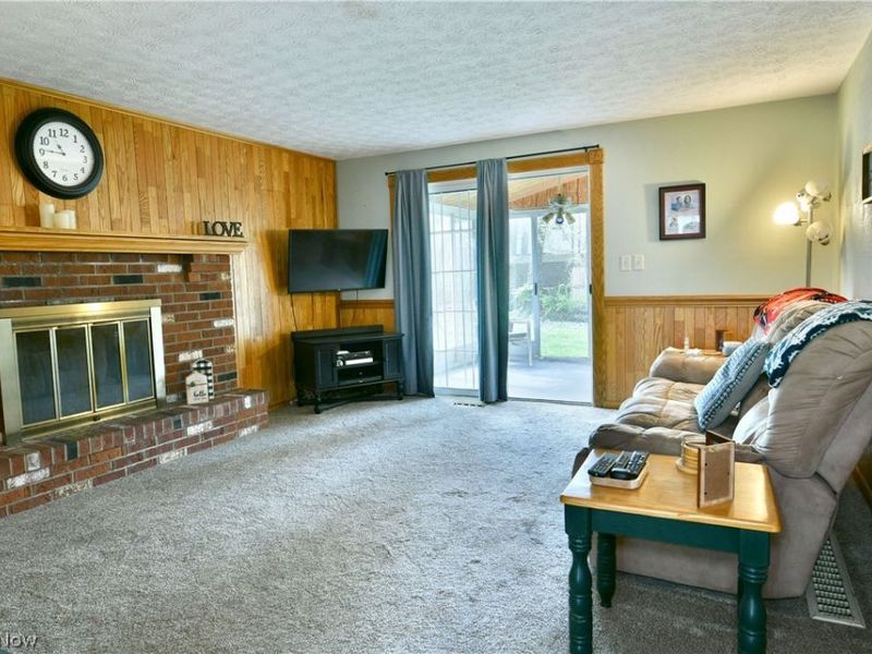 8560 Black Oak Drive NE, Warren, OH 44484 Photo 20