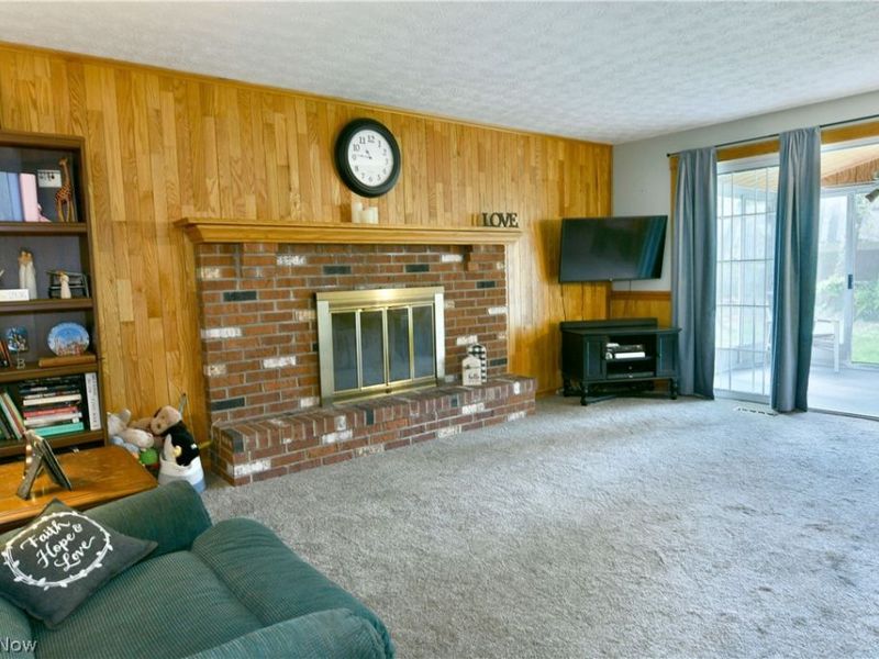 8560 Black Oak Drive NE, Warren, OH 44484 Photo 21