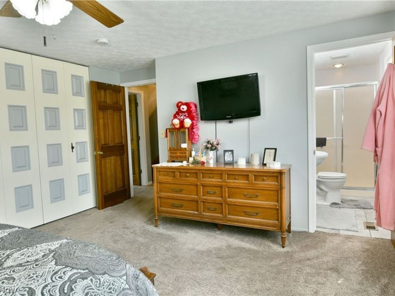 8560 Black Oak Drive NE, Warren, OH 44484 Photo 24