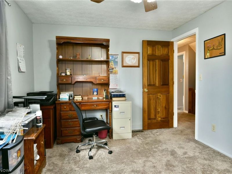 8560 Black Oak Drive NE, Warren, OH 44484 Photo 31