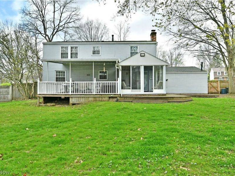 8560 Black Oak Drive NE, Warren, OH 44484 Photo 6