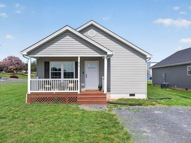 614 S SECOND ST, SHENANDOAH, VA 22849