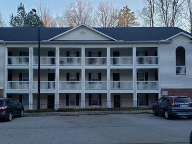 2801 Trailwood Pines Lane, Unit 104, Raleigh, NC 27603