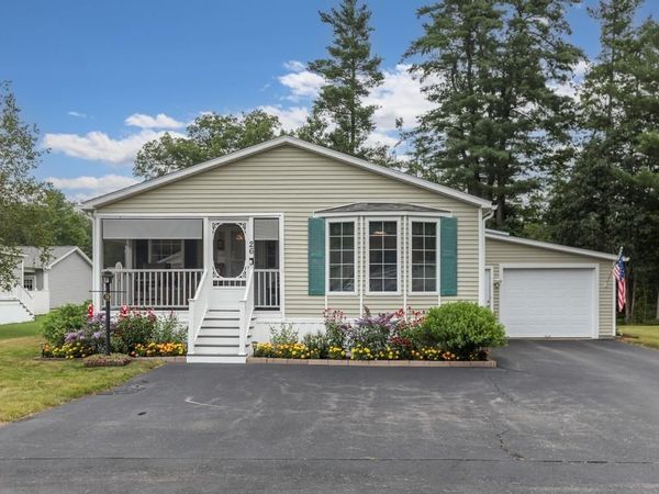 26 Watercress Drive, Unit 26, Rochester, NH 03868