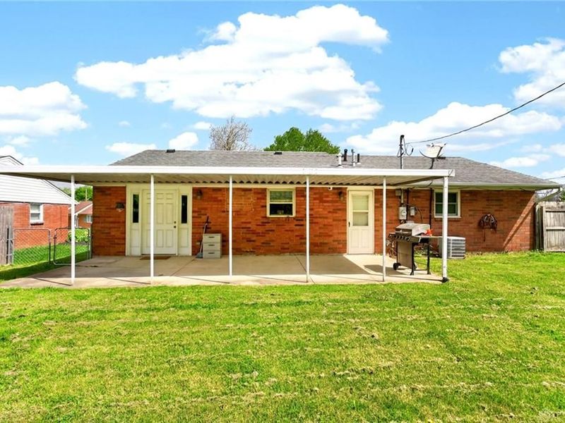 2812 Pinegrove Drive, Miami Township, OH 45449 Photo 27