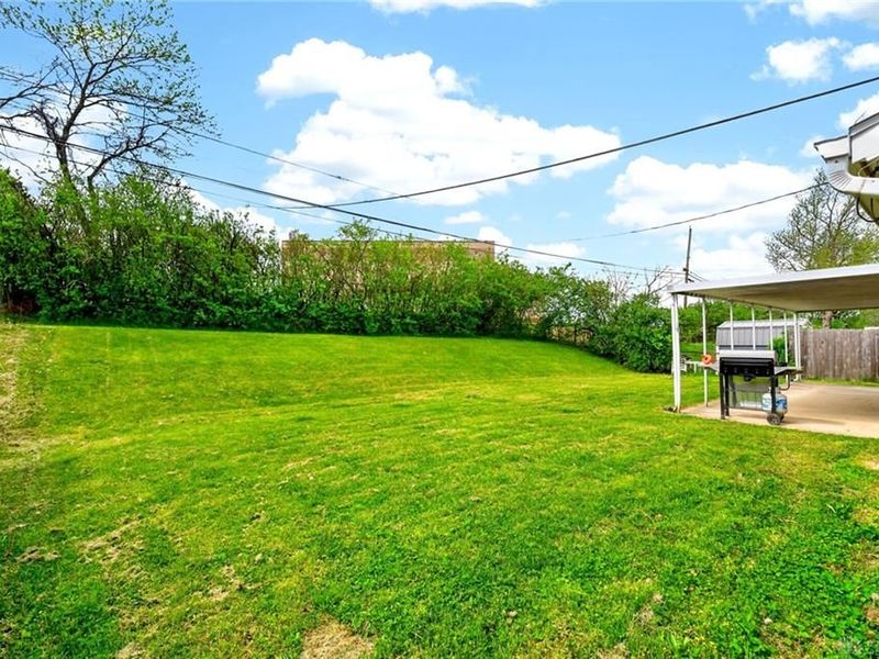 2812 Pinegrove Drive, Miami Township, OH 45449 Photo 29