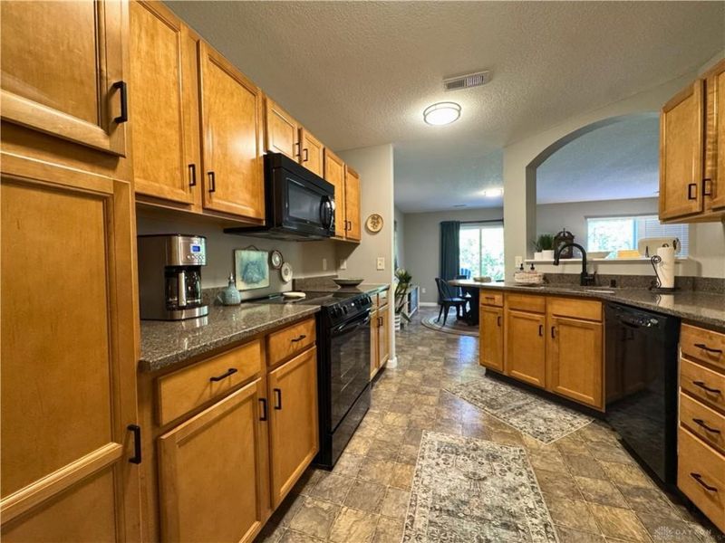 1317 Double Eagle Court, Turtlecreek Township, OH 45036 Photo 20