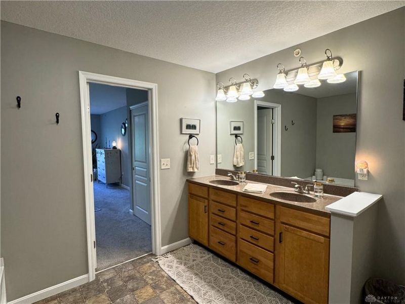 1317 Double Eagle Court, Turtlecreek Township, OH 45036 Photo 26