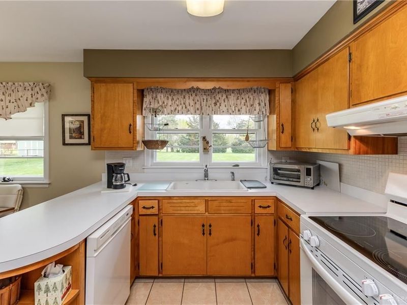 7120 Taywood Road, Clayton, OH 45322 Photo 14