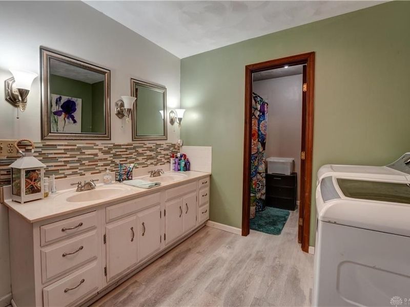 3544 N Creek Drive, Greenville, OH 45331 Photo 13