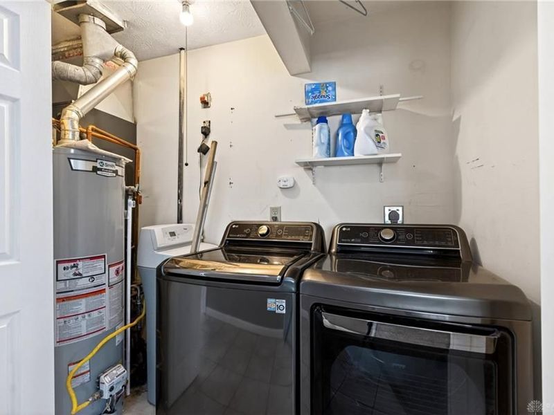 8818 Trowbridge Way, Huber Heights, OH 45424 Photo 21