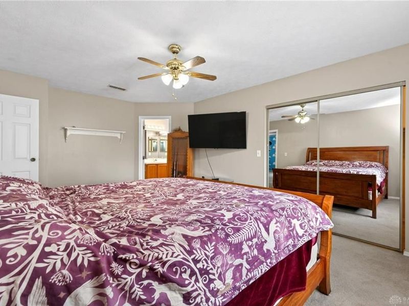 8818 Trowbridge Way, Huber Heights, OH 45424 Photo 30