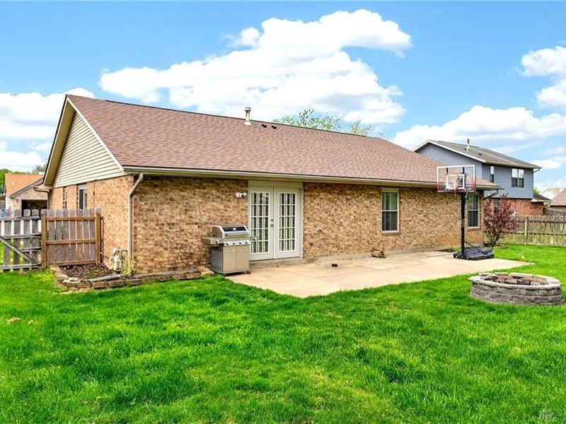 8818 Trowbridge Way, Huber Heights, OH 45424 Photo 40