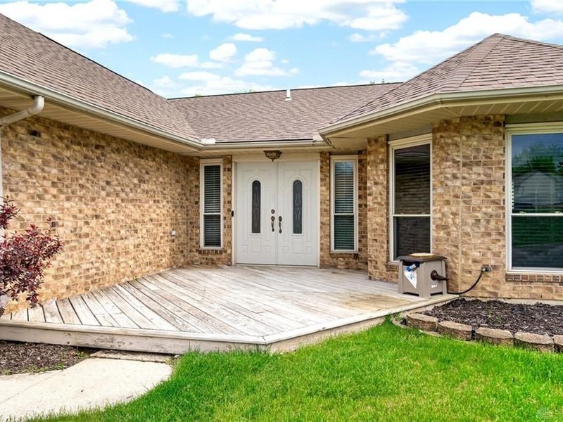 8818 Trowbridge Way, Huber Heights, OH 45424 Photo 5