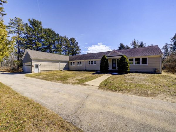 974 Mill Street N, Northport, MI 49670