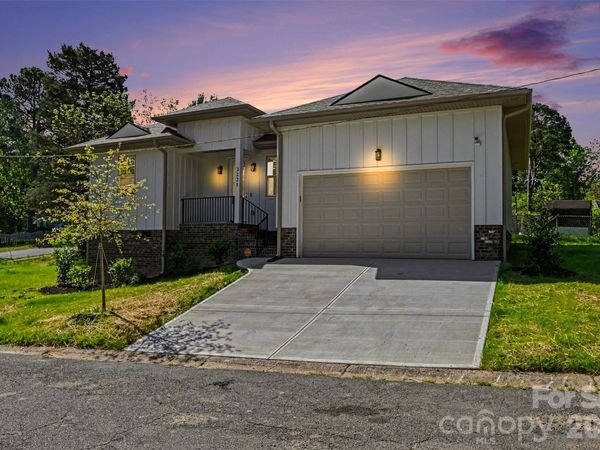 2225 Irma Street, Charlotte, NC 28216