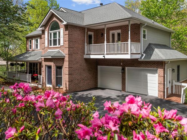 483 Heather Marie Drive , Hendersonville, NC 28792