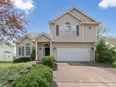 9112 N Camden Avenue, Kansas City, MO 64154