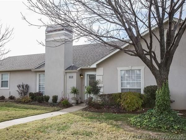 8212 S 84th East Avenue , Tulsa, OK 74133