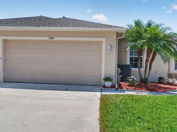 590 Wedge Court SE, Palm Bay, FL 32909