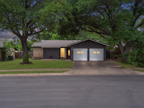 701 Riverwood DR , Cedar Park, TX 78613