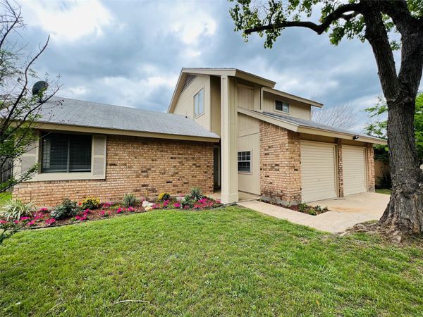 500 Splitrock ST , Round Rock, TX 78681