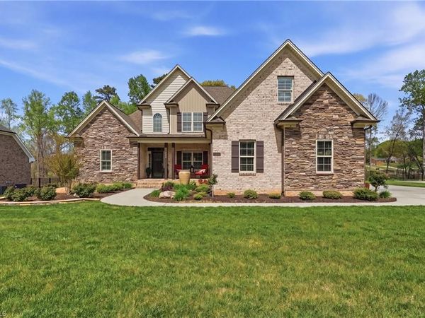 187 Pipers Ridge East E, Winston-Salem, NC 27127