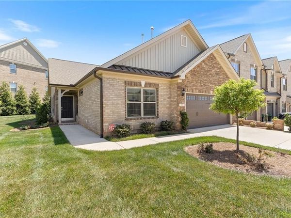 985 Bonanza Lane , Mebane, NC 27302