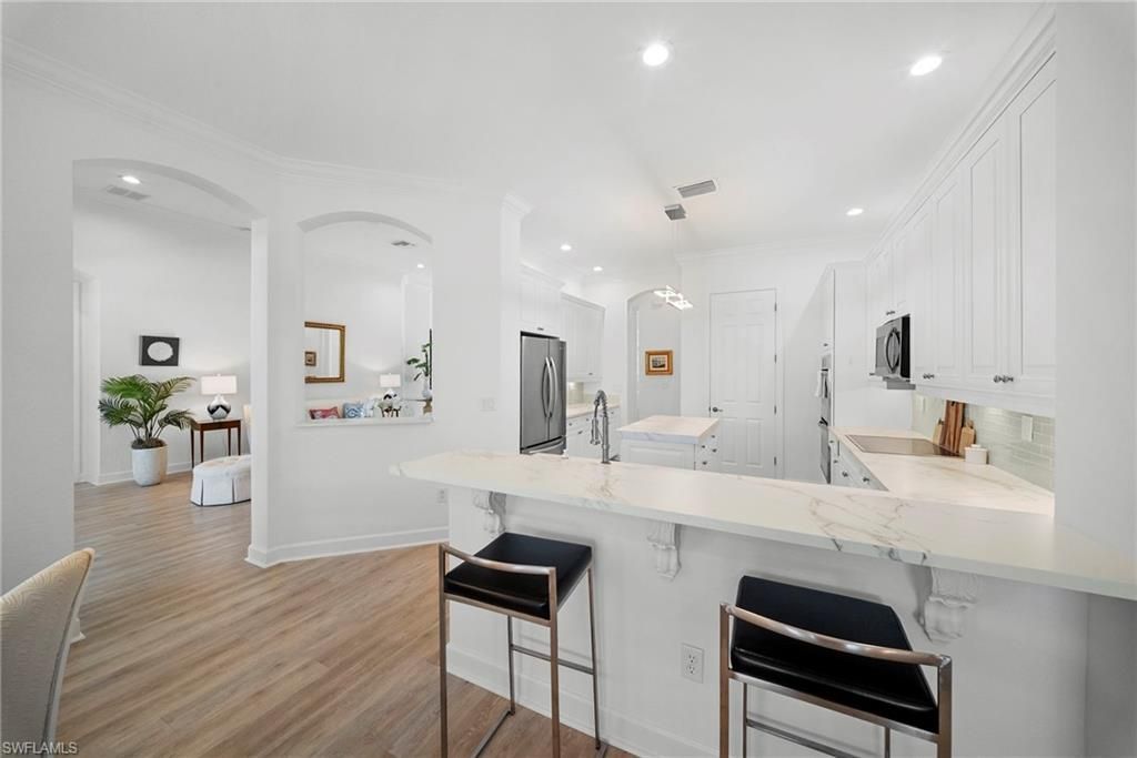 8844 Mustang Island Cir, Naples, FL 34113 Photo