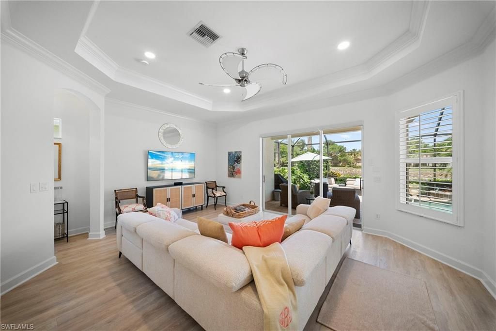 8844 Mustang Island Cir, Naples, FL 34113 Photo