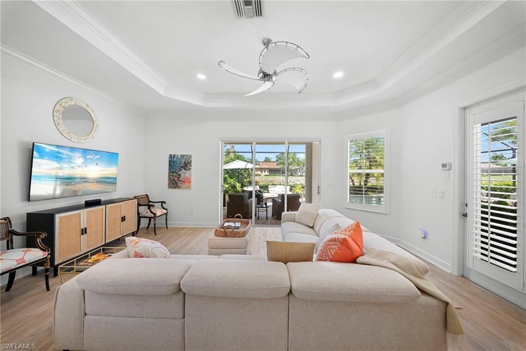 8844 Mustang Island Cir, Naples, FL 34113 Photo