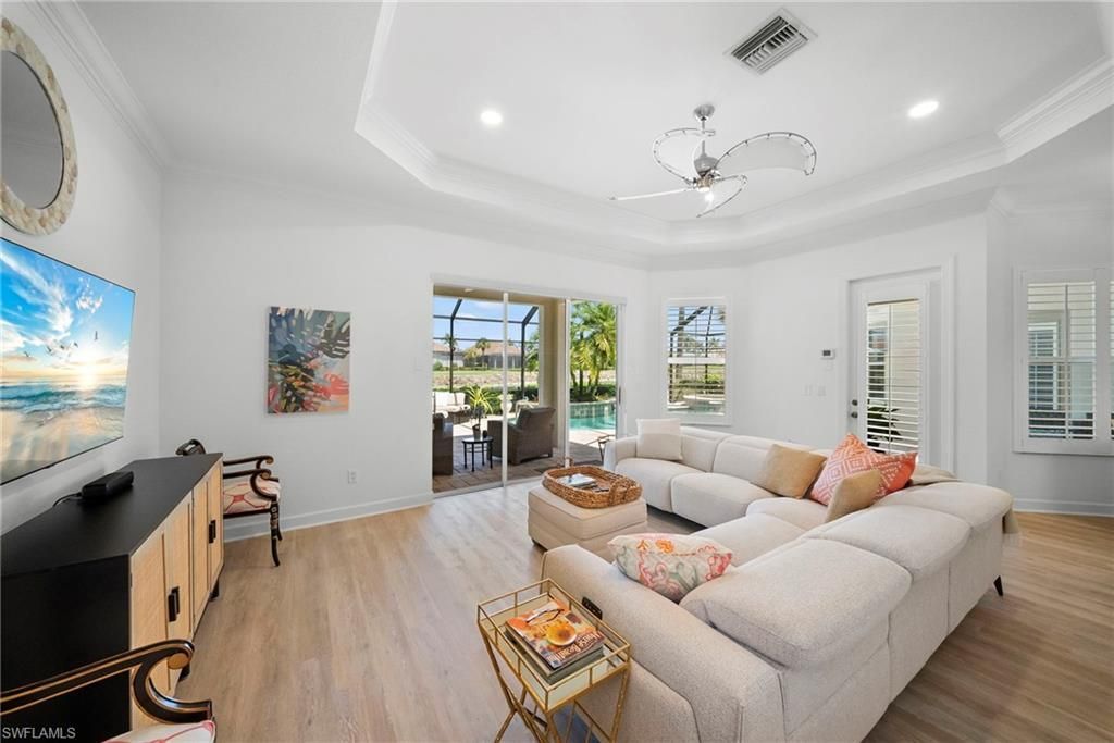 8844 Mustang Island Cir, Naples, FL 34113 Photo