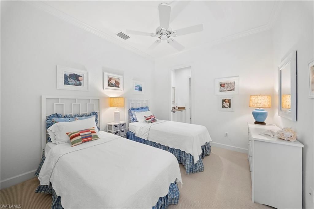 8844 Mustang Island Cir, Naples, FL 34113 Photo