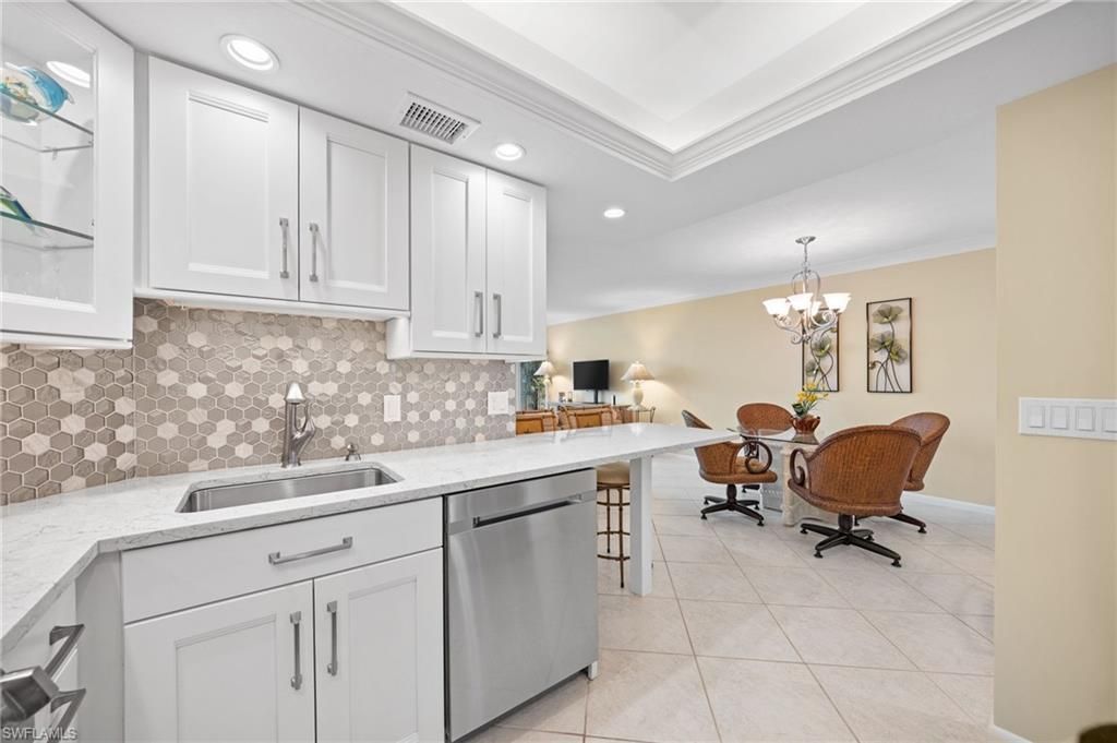 320 Seaview Ct, Unit 2009, Marco Island, FL 34145 Photo