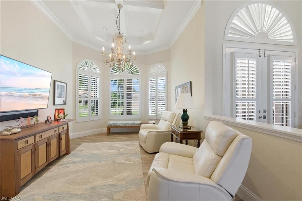 2076 Imperial Cir, Naples, FL 34110 Photo