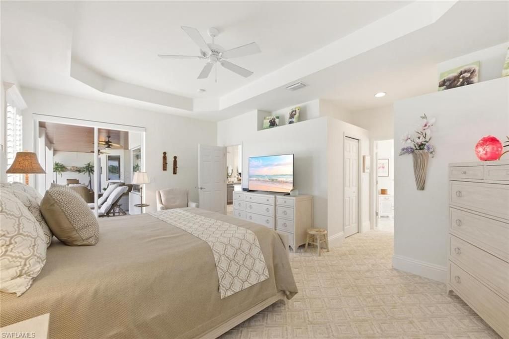 2076 Imperial Cir, Naples, FL 34110 Photo