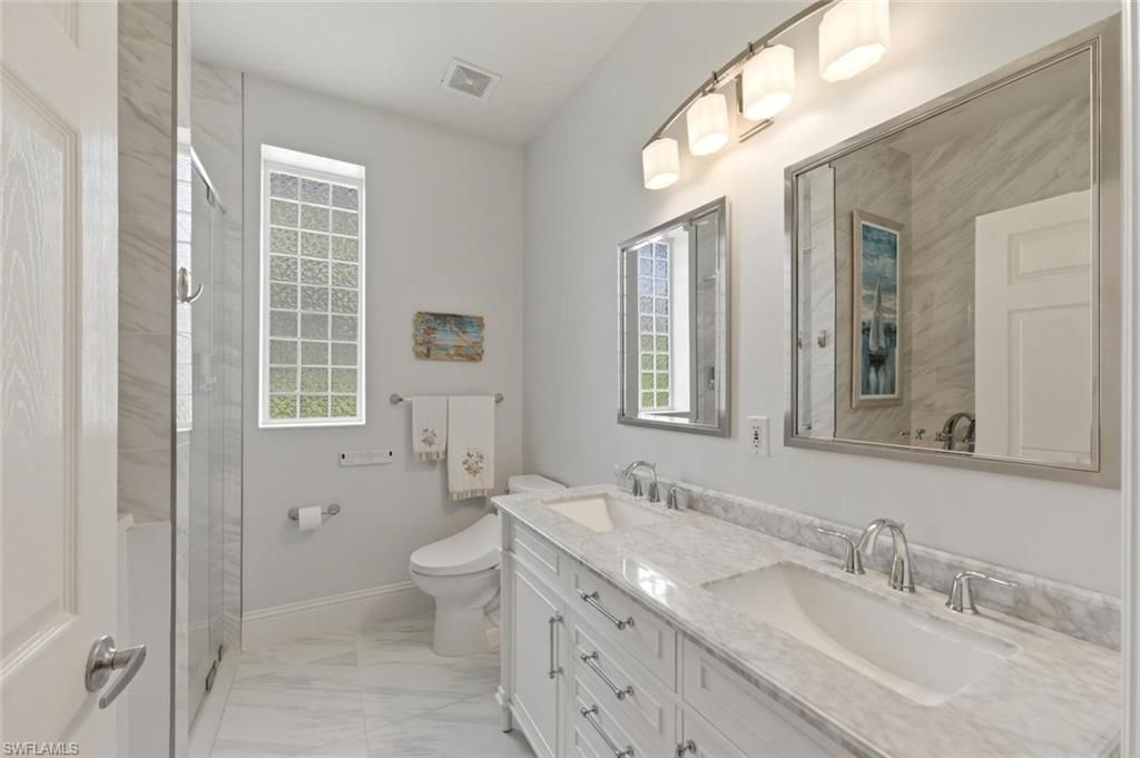 2076 Imperial Cir, Naples, FL 34110 Photo