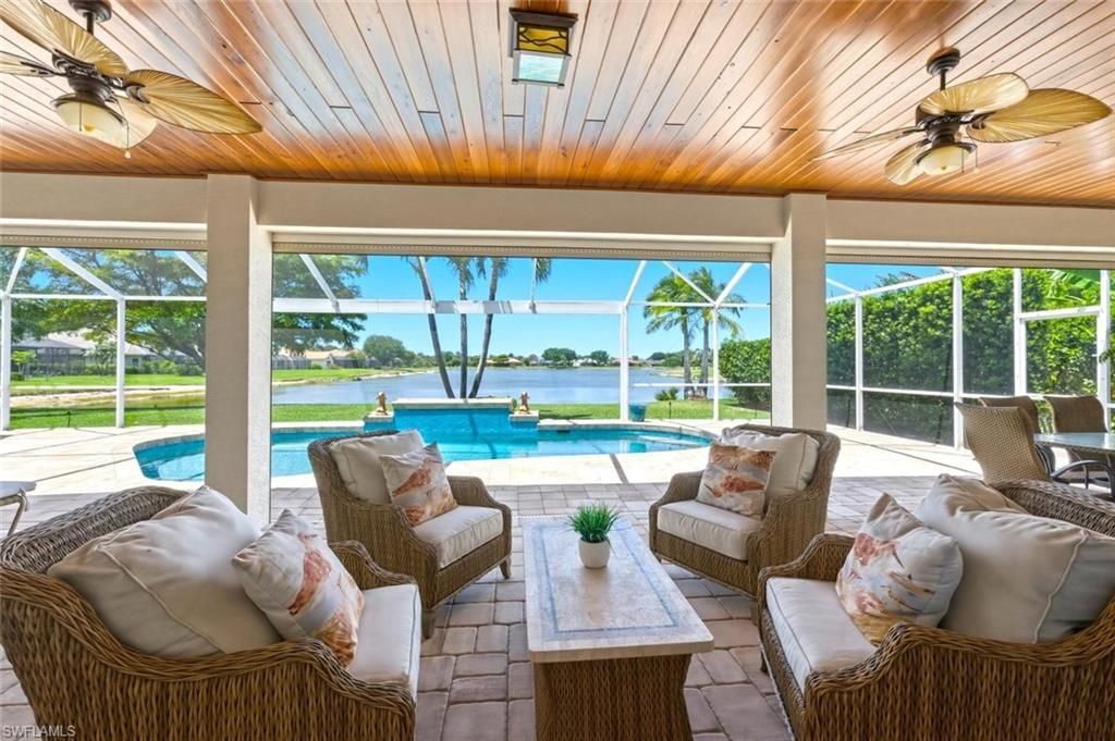 2076 Imperial Cir, Naples, FL 34110 Photo