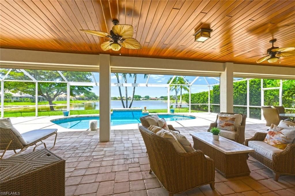 2076 Imperial Cir, Naples, FL 34110 Photo